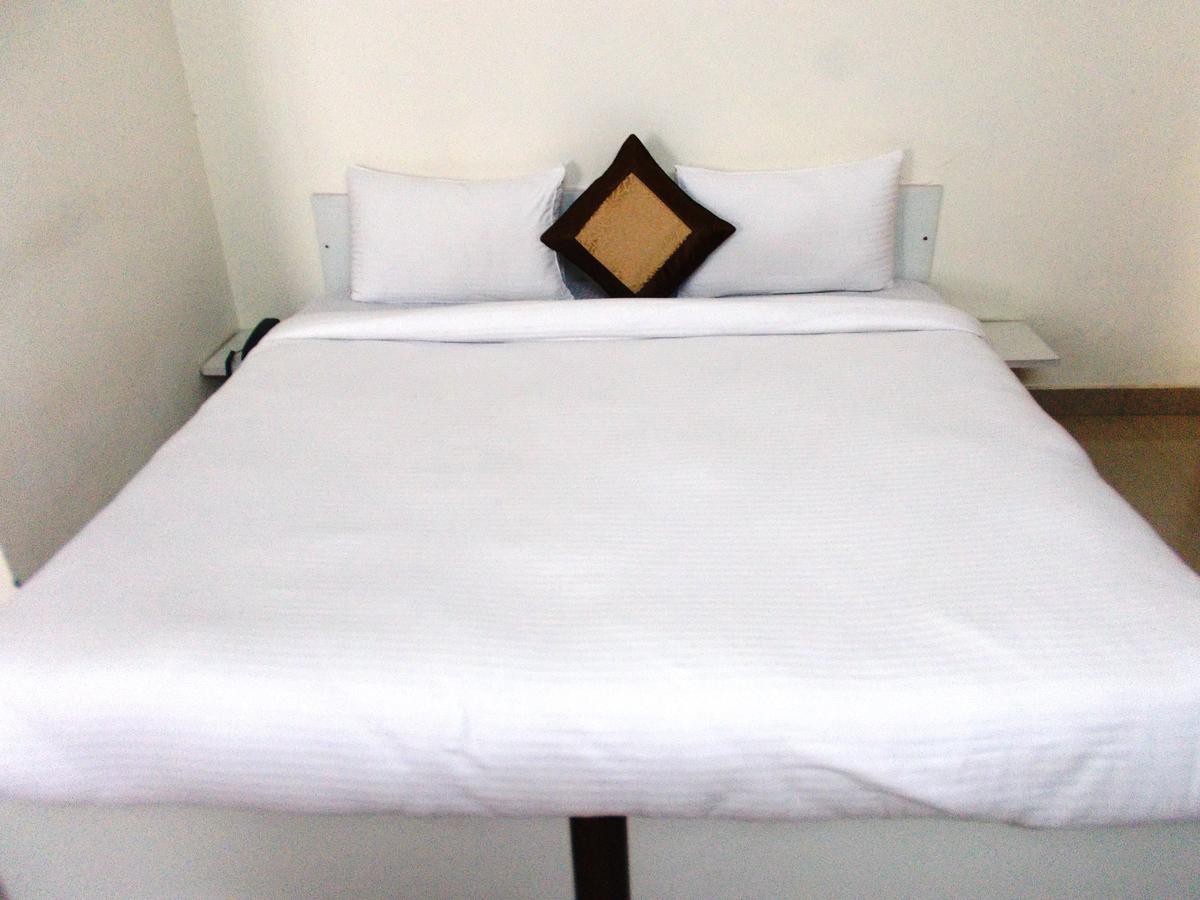 The Radiance Suites And Apartment New Delhi Exterior photo