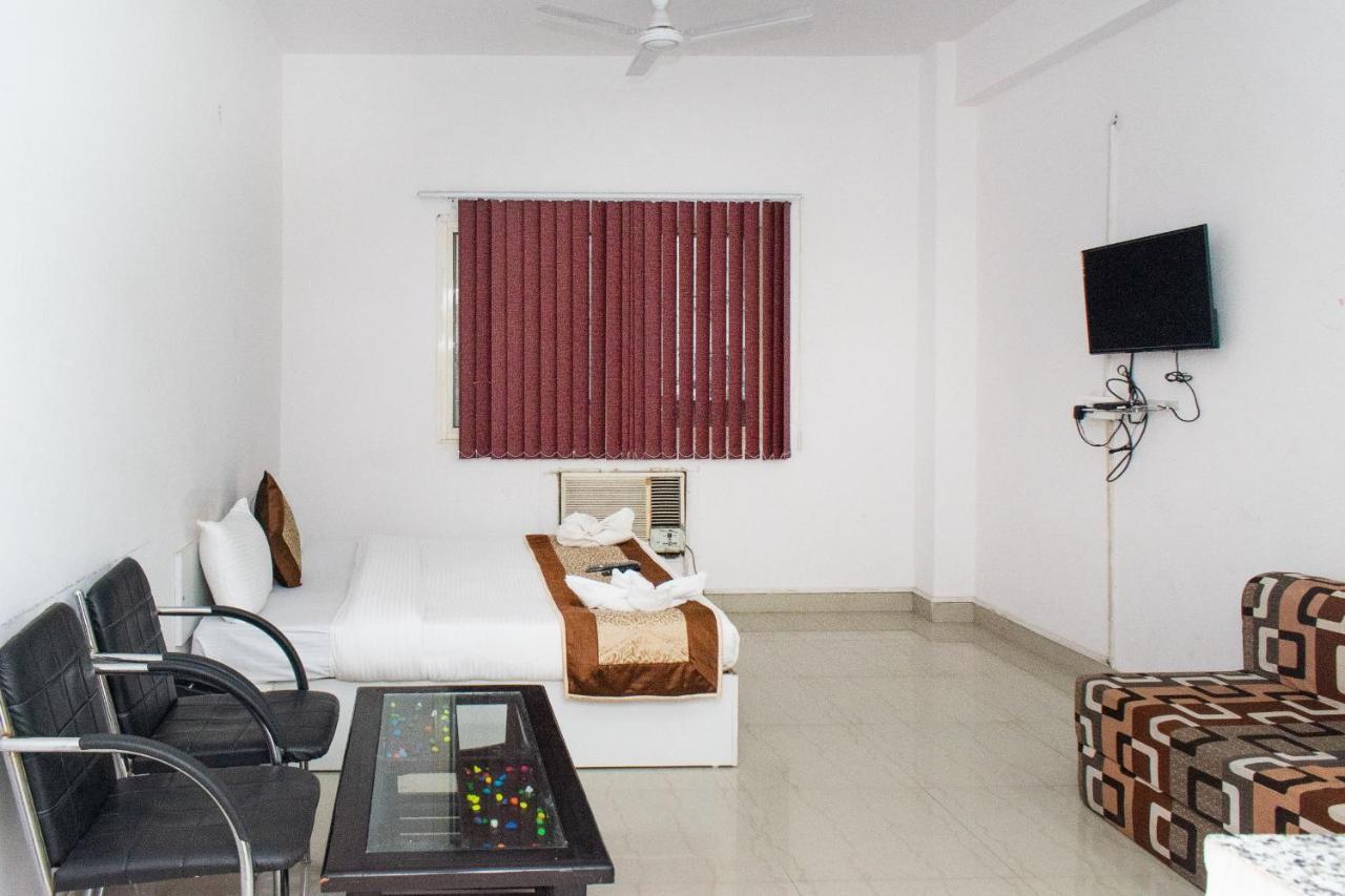 The Radiance Suites And Apartment New Delhi Exterior photo