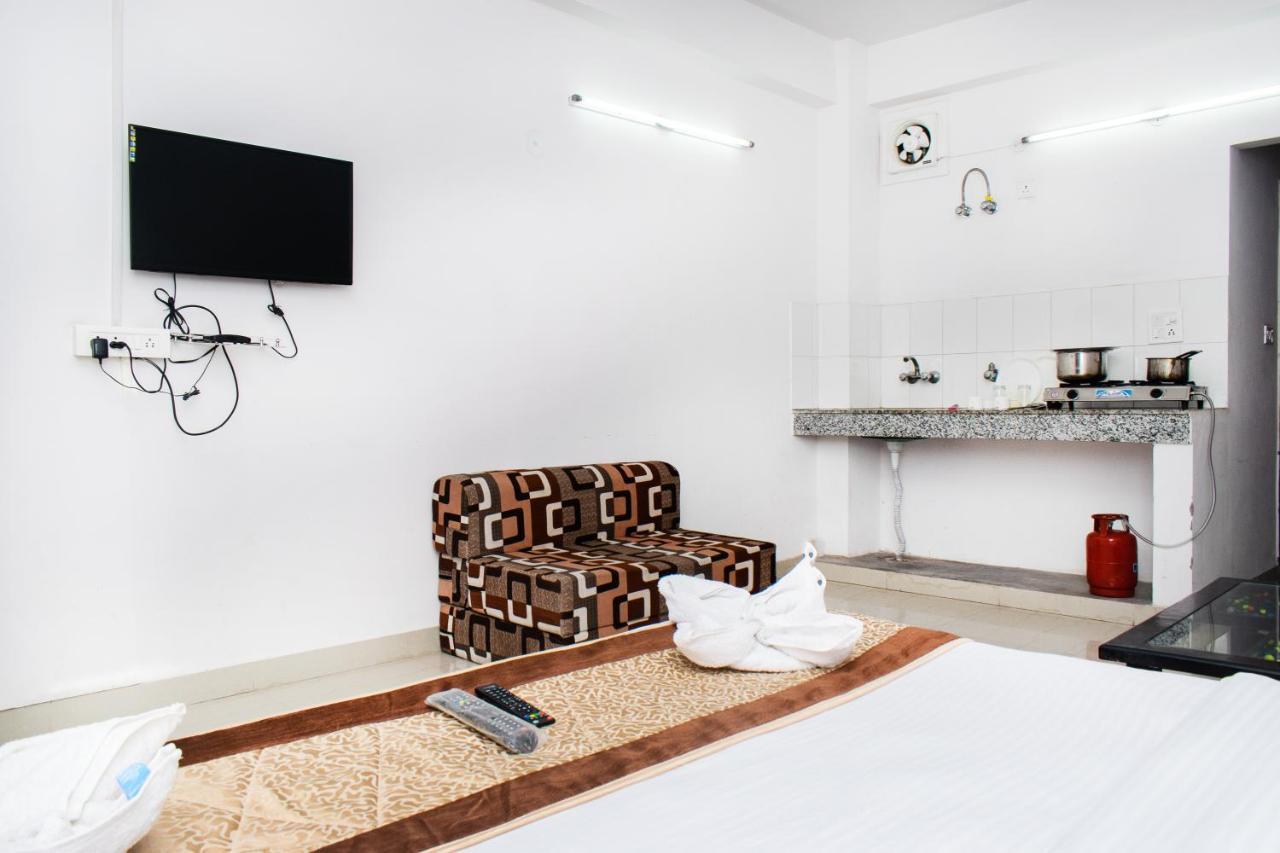 The Radiance Suites And Apartment New Delhi Exterior photo
